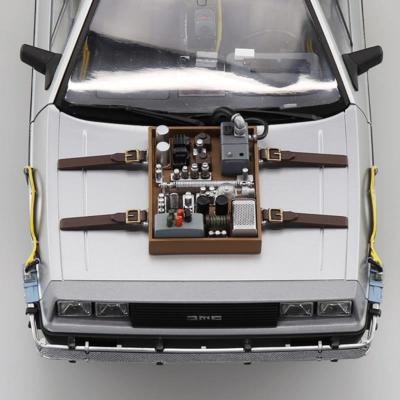 Aoshima 06438 Timemachine from BACK TO THE FUTURE Part III 1/24