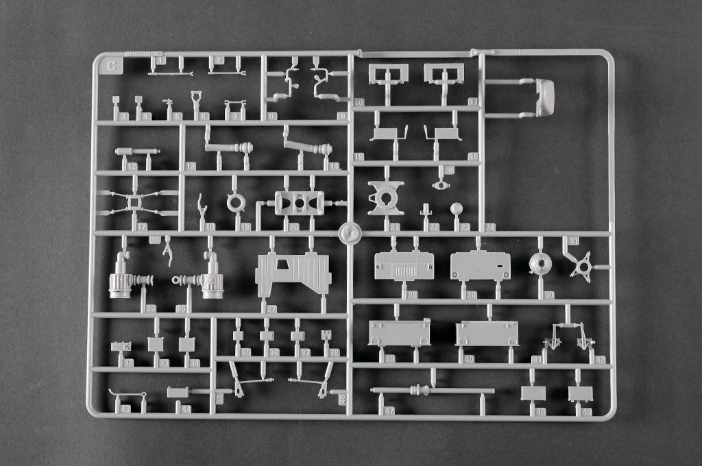 Trumpeter 05117 AH-1W Super Cobra (Turned Exhaust) 1/35