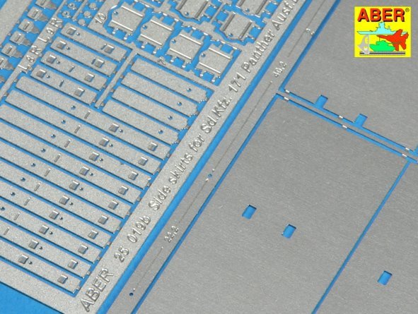 Aber 25019 Side skirts for Panther A/D 1/25 – zdjęcie 3
