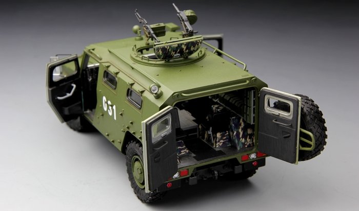 Meng VS-003 GAZ-233014 STS Tiger 1/35 – imagen 7
