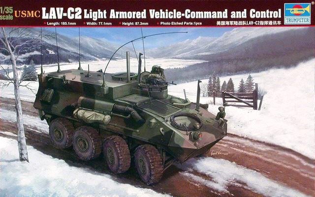 Trumpeter 00371 USMC LAV-C2 Light Armored Vehicle-Command&amp;amp;Control 1/35