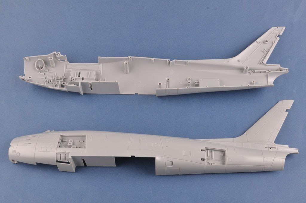 Hobby Boss 81808 F-86F-30 Sabre 1/18 – imagen 15