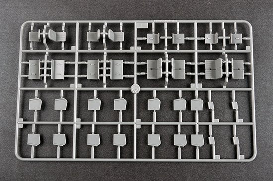 Trumpeter 05813 DC-3 CNAC 1/48 – zdjęcie 5