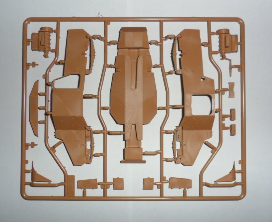 ICM 35376 Panzerspahwagen P 204 (f) Railway, WWII German Armoured Vehicle 1/35 – immagine 6
