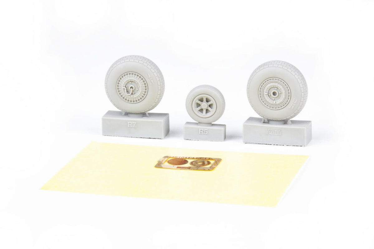 Eduard 6481105 B-26G wheels ICM 1/48 – immagine 4
