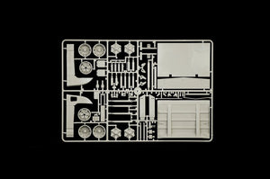 Italeri 3945 VOLVO F16 Globetrotter Canvas Truck with elevator 1/24 – immagine 8