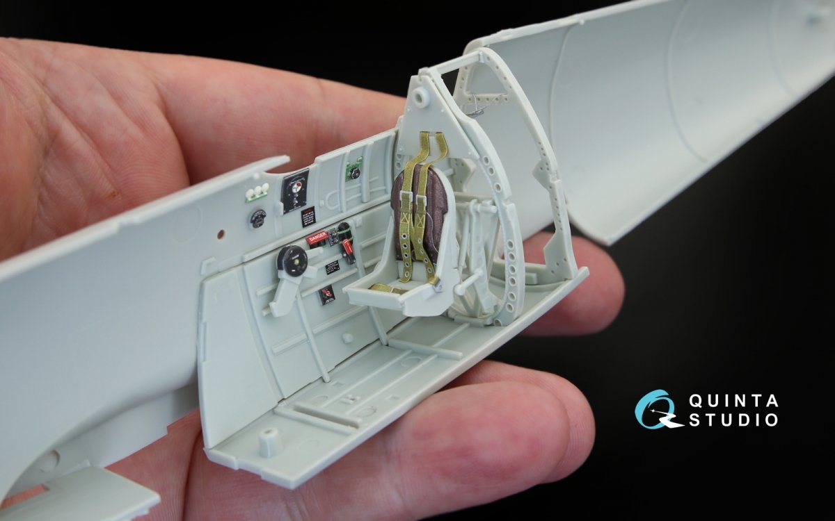Quinta Studio QD32043 Spitfire Mk. II 3D-Printed &amp;amp; coloured Interior on decal paper (for Revell kit) 1/32 – imagen 9