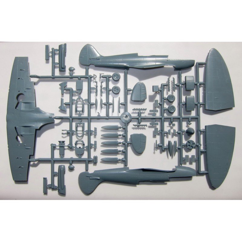 Sword 72097 Supermarine Spitfire FR Mk.XIV E 1/72 – imagen 4