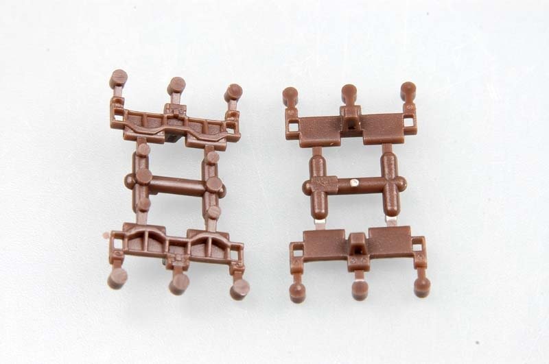 Chenille en acier Trumpeter 02041 US T66 pour char Sherman M4A3E8 américain (1/35) – image 3