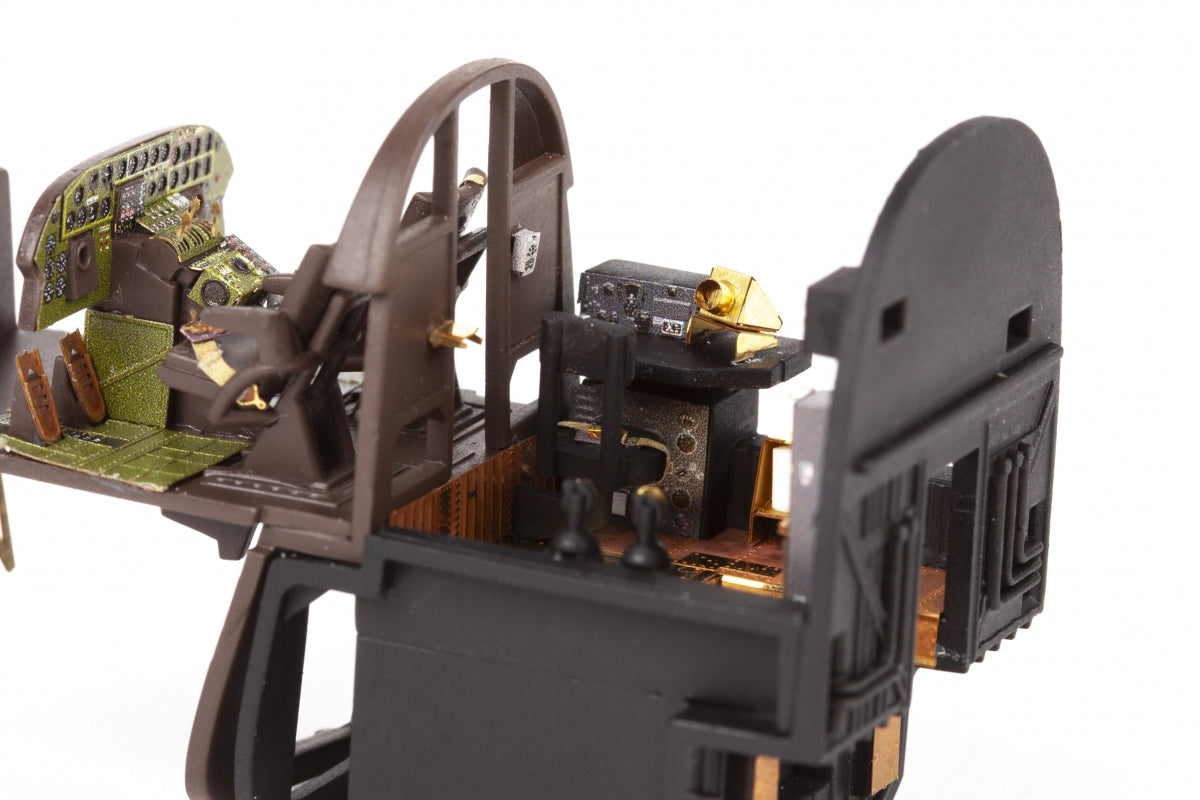 Eduard 73829 B-24H cockpit engines AIRFIX 1/72 – immagine 8