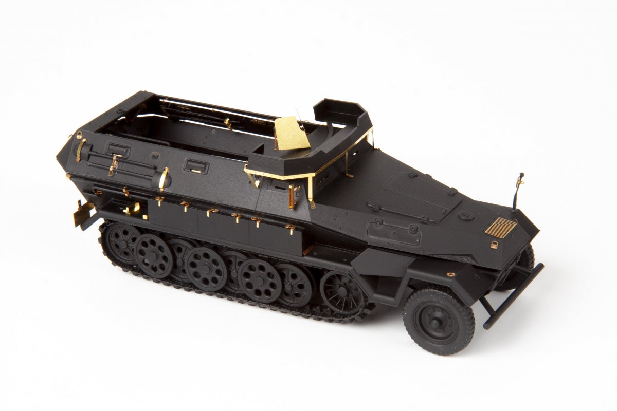 Edouard 36518 Sd. Kfz. 251/18 Ausf. Un ICM 1/35 – image 2
