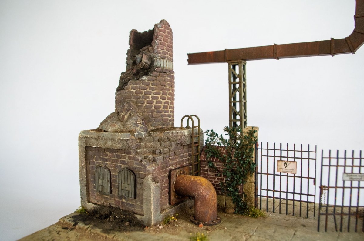 RT-Diorama 35304 Socle de diorama : « Moulin Grudinin Stalingrad » 1/35  – image 9