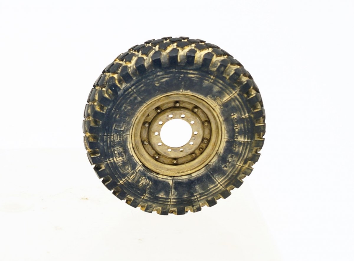 Panzer Art RE35-513 M923 “Big Foot” road wheels (Michelin X Pattern) 1/35 – Bild 3