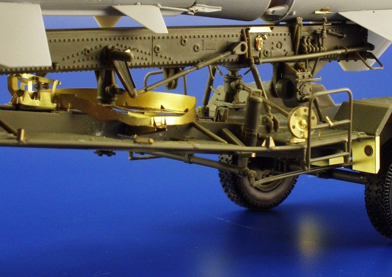 Eduard 35663 SA-2 missile with trailer 1/35 Trumpeter – zdjęcie 9