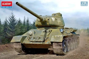 Academy 13554 T-34/85 « Usine de chars Ural n° 183 » 1/35