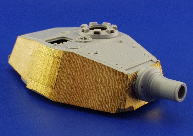 Eduard 35699 Zimmerit King Tiger Henschel 1/35 Dragon – immagine 4