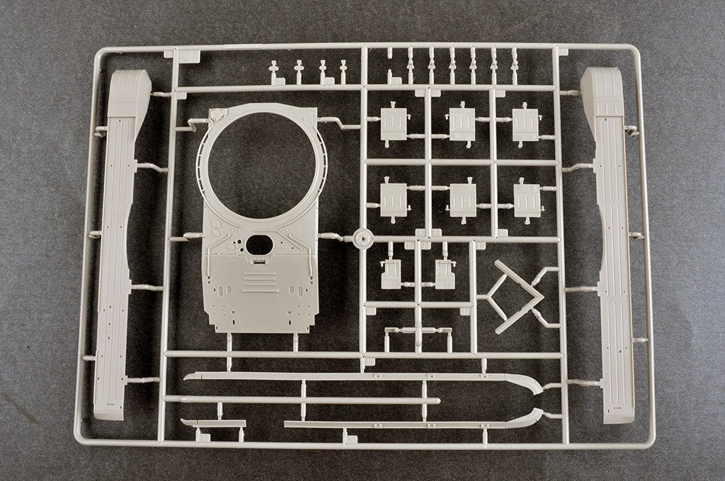 Trumpeter 09601 Soviet Obj.172 T-72 Ural 1/35 – Bild 6