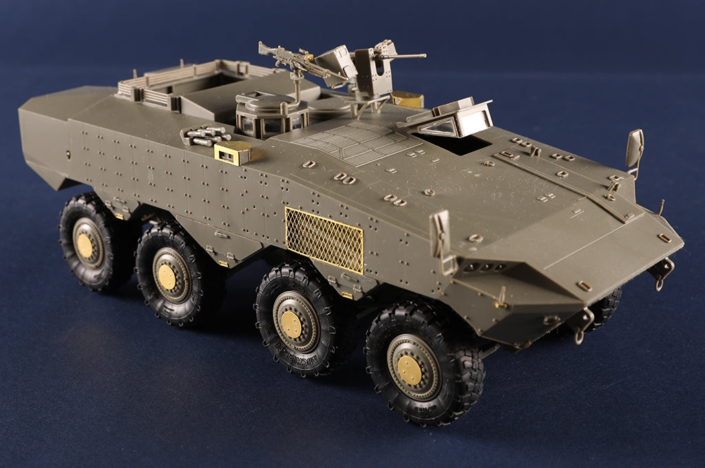 Hobby Boss 84509 IDF Eitan Wheeled APC 1/35 – imagen 12