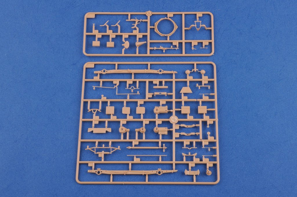 Hobby Boss 83817 allemand Sd.Kfz.223 Leichter Panzerspahwagen (1ère série) (1/35)  – image 7