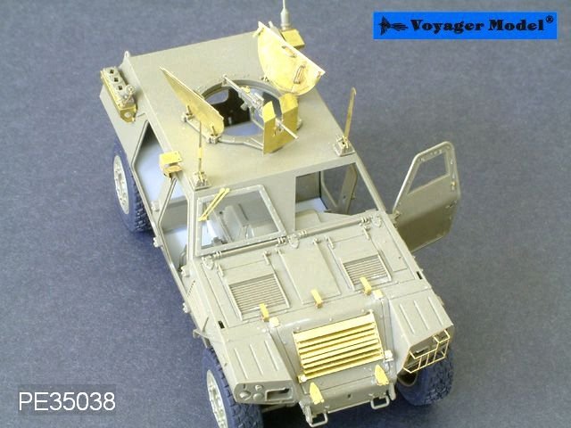 Maquette Voyager PE35038 Véhicule blindé léger japonais au 1/35 – image 2