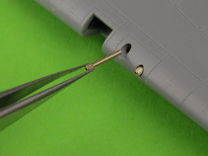 Master AM-48-172 Hawker Hurricane Mk.IIb - końcówki luf Browning .303 oraz podstawa celownika 1/48 – Bild 8