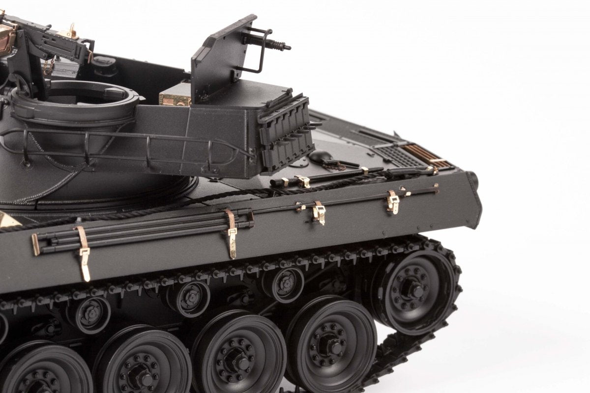 Chasseur de chars Eduard 36478 M18 TAMIYA 1/35 – image 12