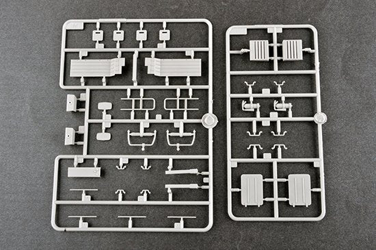 Trumpeter 01065 MAZ-537G Late Production type with ChMZAP-9990 semi-trailer 1/35 – immagine 15
