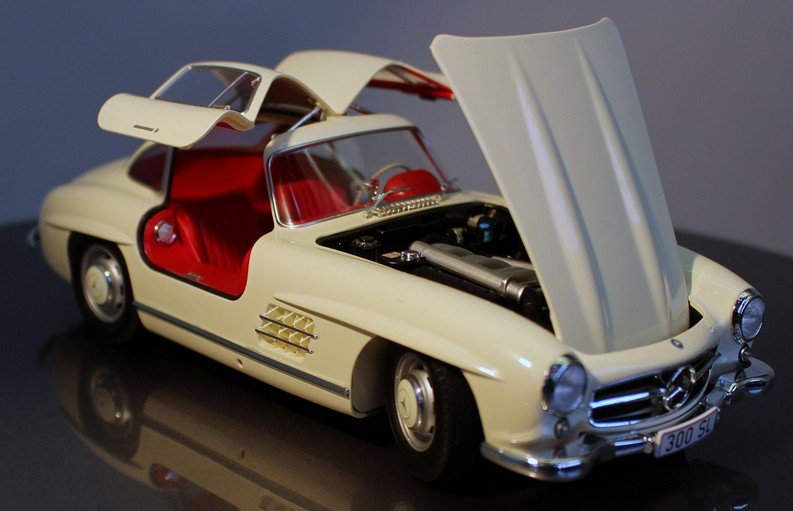 Tamiya 24338 Mercedes-Benz 300SL 1/24 – immagine 4
