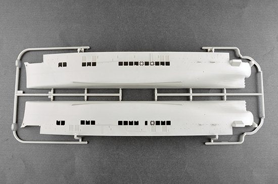 Trumpeter 05369 USS CVE-26 Sangamon 1/350 – immagine 5