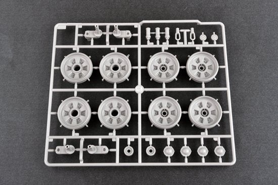 Trumpeter 00924 Russian T-72B MBT 1/16 – Bild 16