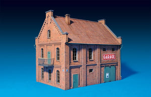 MiniArt 72031 BUILDING WITH GARAGE 1/72 – immagine 4