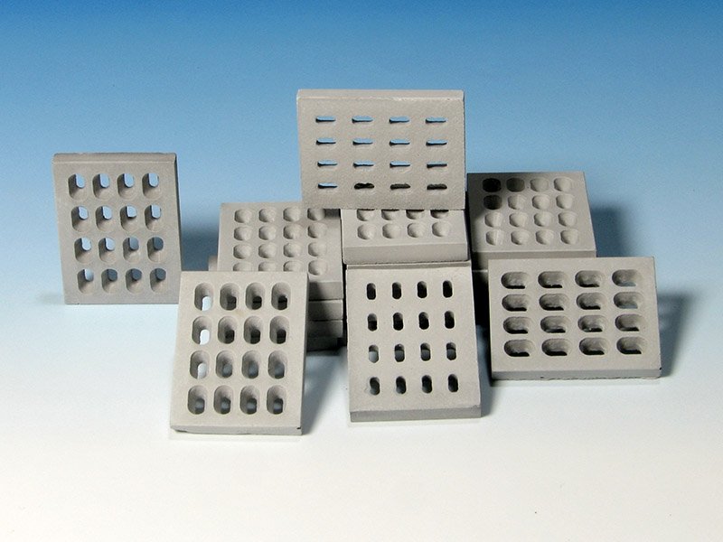 Eureka XXL E-018 Modern Concrete Road Panels (Perforated) 1/35