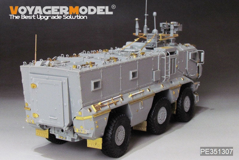 Maquette Voyager PE351307 KamAZ-63968 Typhoon-K russe moderne de base pour TAKOM 2082 / 2173 au 1/35 – image 5