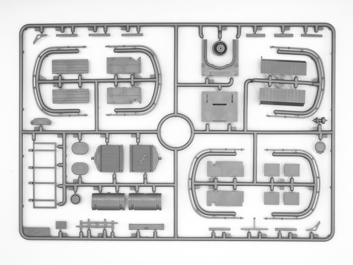 ICM 35656 FWD Type B WWI US Ammunition Truck 1/35 – immagine 11