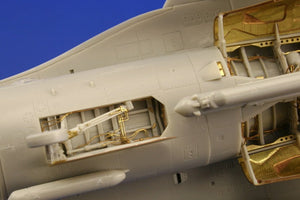 Train d&amp;#39;atterrissage Eduard 49390 F-16CJ Block 50 au 1/48 Tamiya – image 3