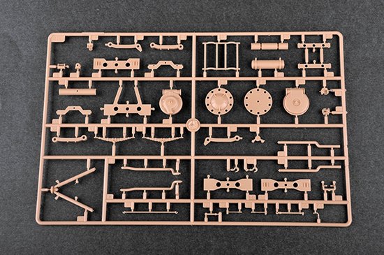 Trumpeter 09538 Sd.Kfz.8 (DB9)Half-Track Artillery Tractor 1/35 – immagine 7