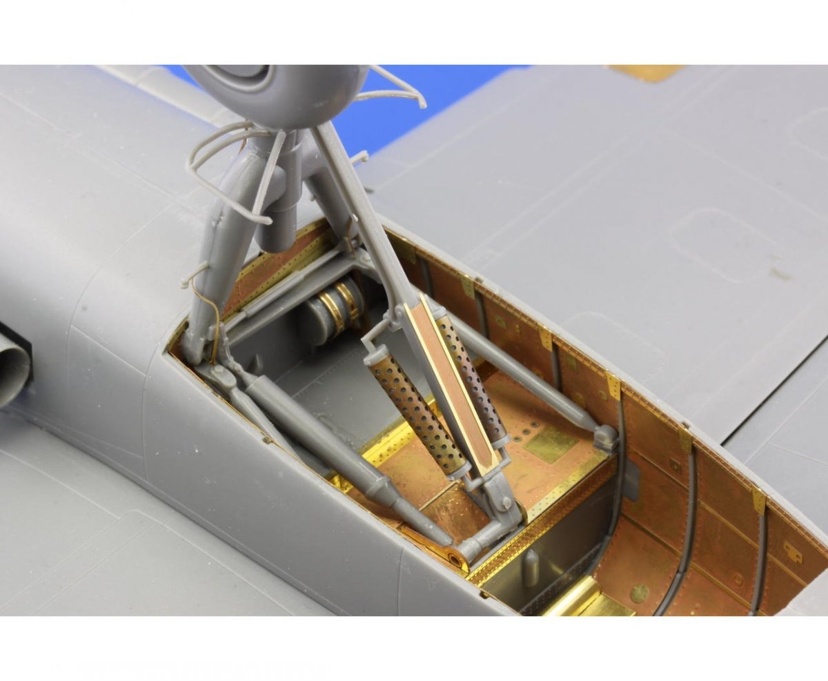 Eduard 32325 He 219 undercarriage 1/32 Revell – immagine 7