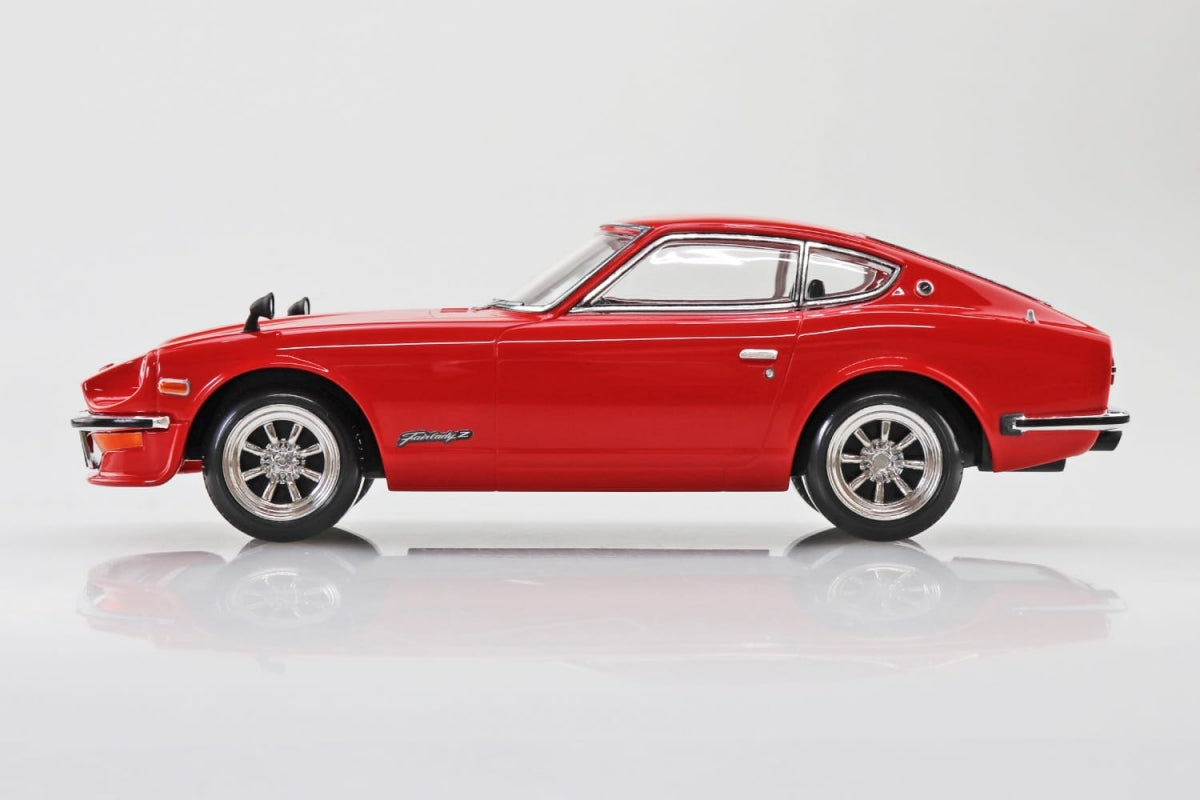 Aoshima 06474 Nissan S30 Fairlady Z Custom (Red) 1/32 – immagine 4