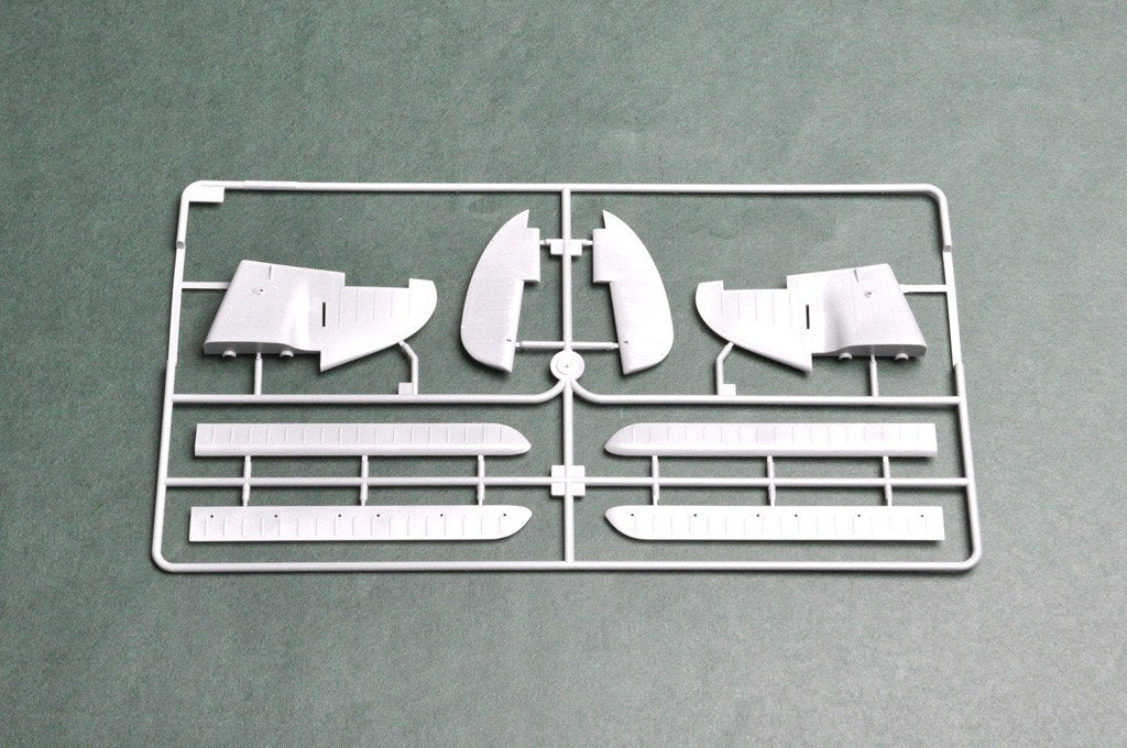Hobby Boss 81705 Antonow An-2 / An-2CX 1/48 – immagine 9