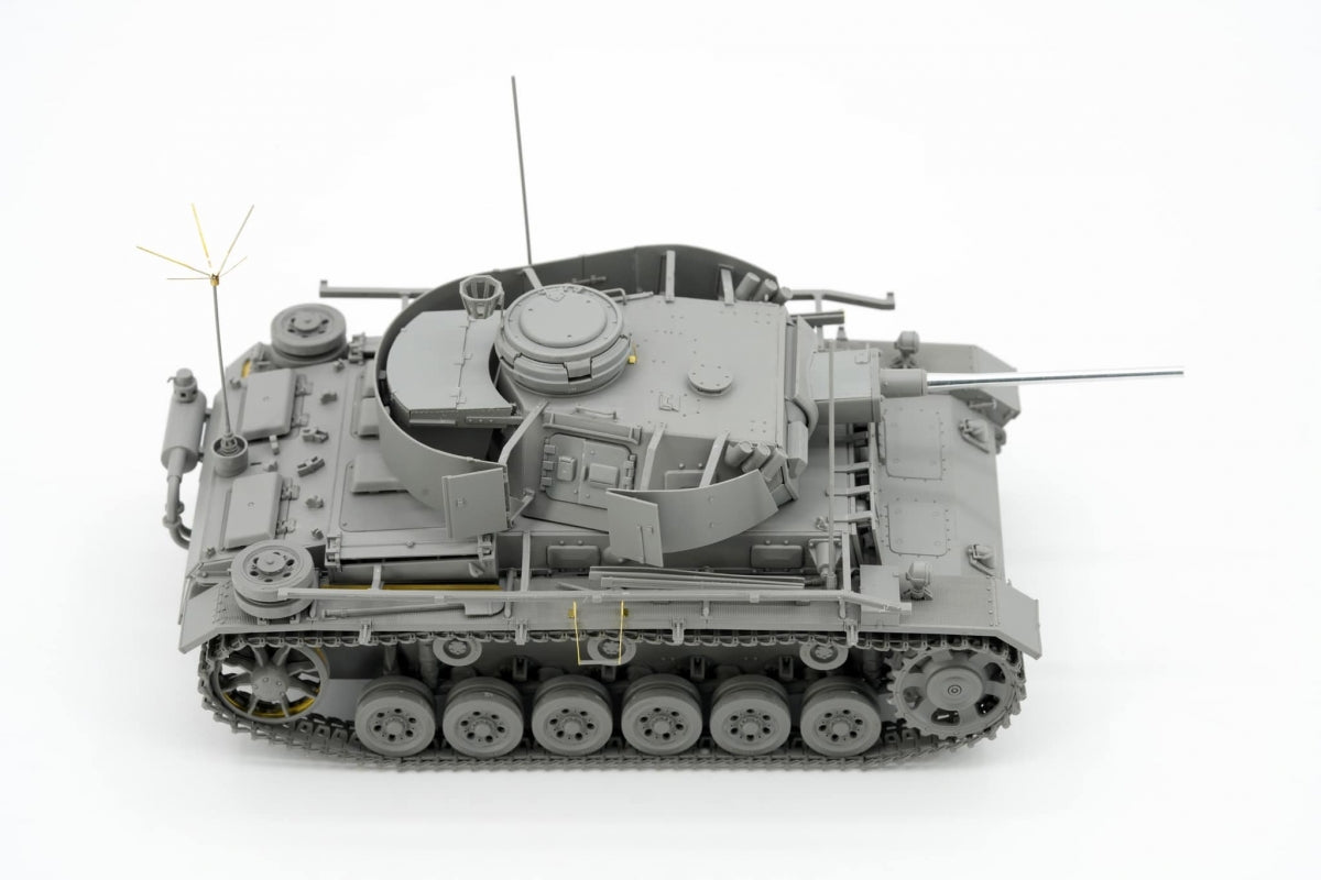 Border Model BT-048 Pz.Bef.Wg.III Ausf.K 2in1 w/Schürzen 1/35 – imagen 5
