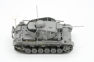 Border Model BT-048 Pz.Bef.Wg.III Ausf.K 2in1 w/Schürzen 1/35 – imagen 5