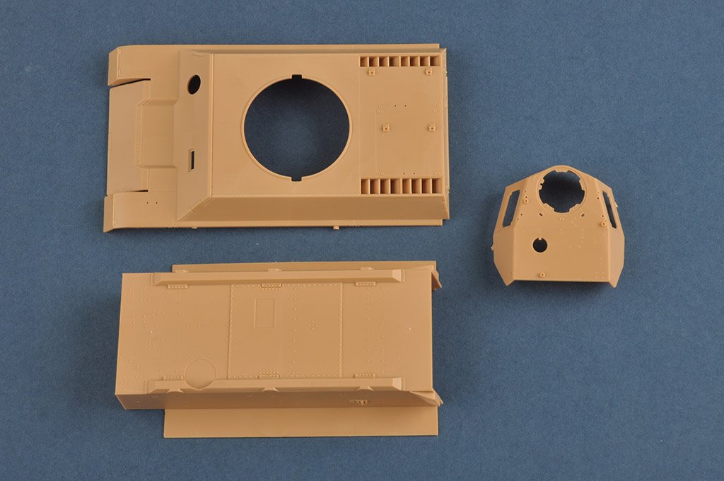 Hobby Boss 80151 German Type III/IV Hybrid Chassis Tank Small Turret 1/35 – immagine 5
