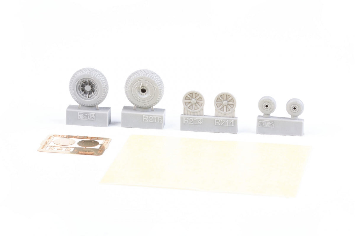 Eduard 6481135 P-40N wheels cross tread EDUARD 1/48