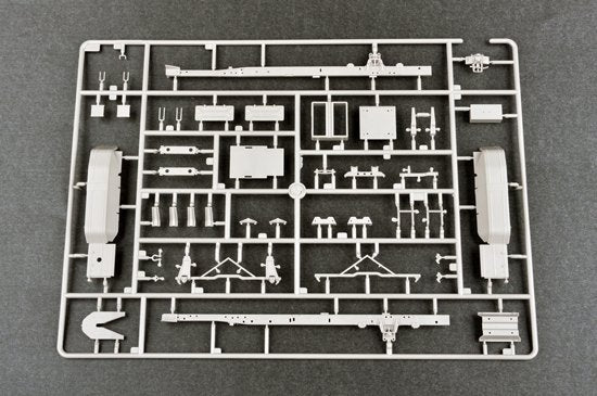 Trumpeter 01033 Russian Zil-131V towed PR-11 SA-2 Guideline 1/35 – Bild 10