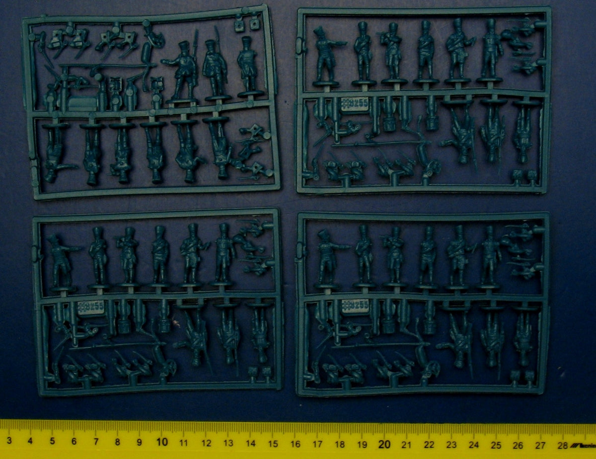Hat 8255 Prussian Infantry (Command) 1/72
