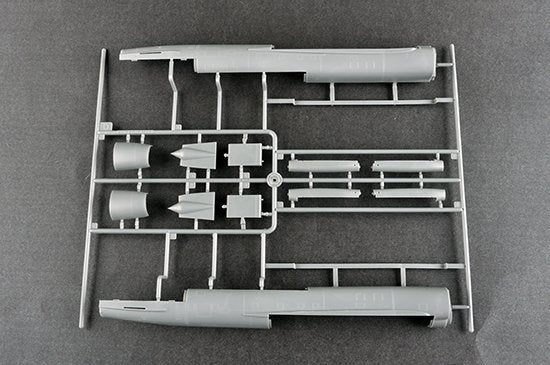Trumpeter 01687 Tu-128M Fiddler 1/72 – Bild 4