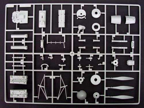 Trumpeter 02404 Spitfire Mk Vb Floatplane 1/24 – imagen 13
