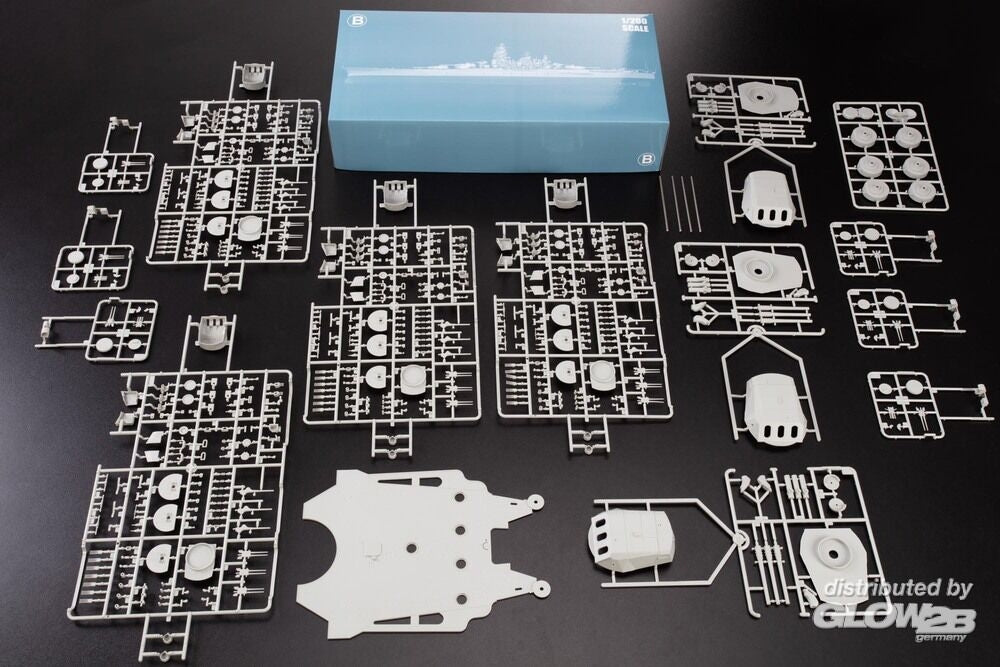 Glow2B 5058052 Cuirassé Yamato Premium 1/200 – image 4