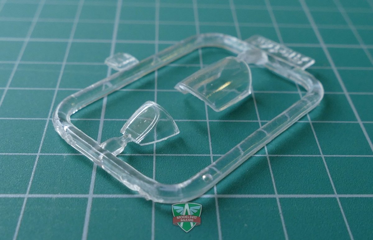 Modelsvit 72031 Yak-140 Prototype 1/72 – Bild 2