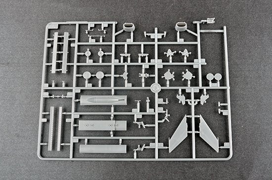 Trumpeter 01684 Nanchang Q-5 Yi 1/72 – imagen 6